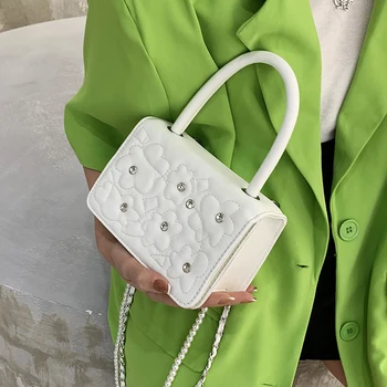 Luksuzne blagovne znamke Majhne Tote vrečko 2021 Modni Visoke kakovosti PU Usnja Ženske Oblikovalec Torbici Pearl Verige Ramenski Messenger Bag