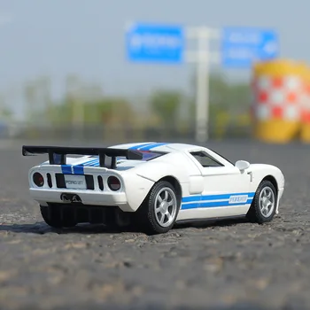 1:32 Ford GT Race Car Zlitine Modela Avtomobila Diecasts & Igrača Vozil Modela Avtomobila z Light & Sound Avto Igrače za Otroke